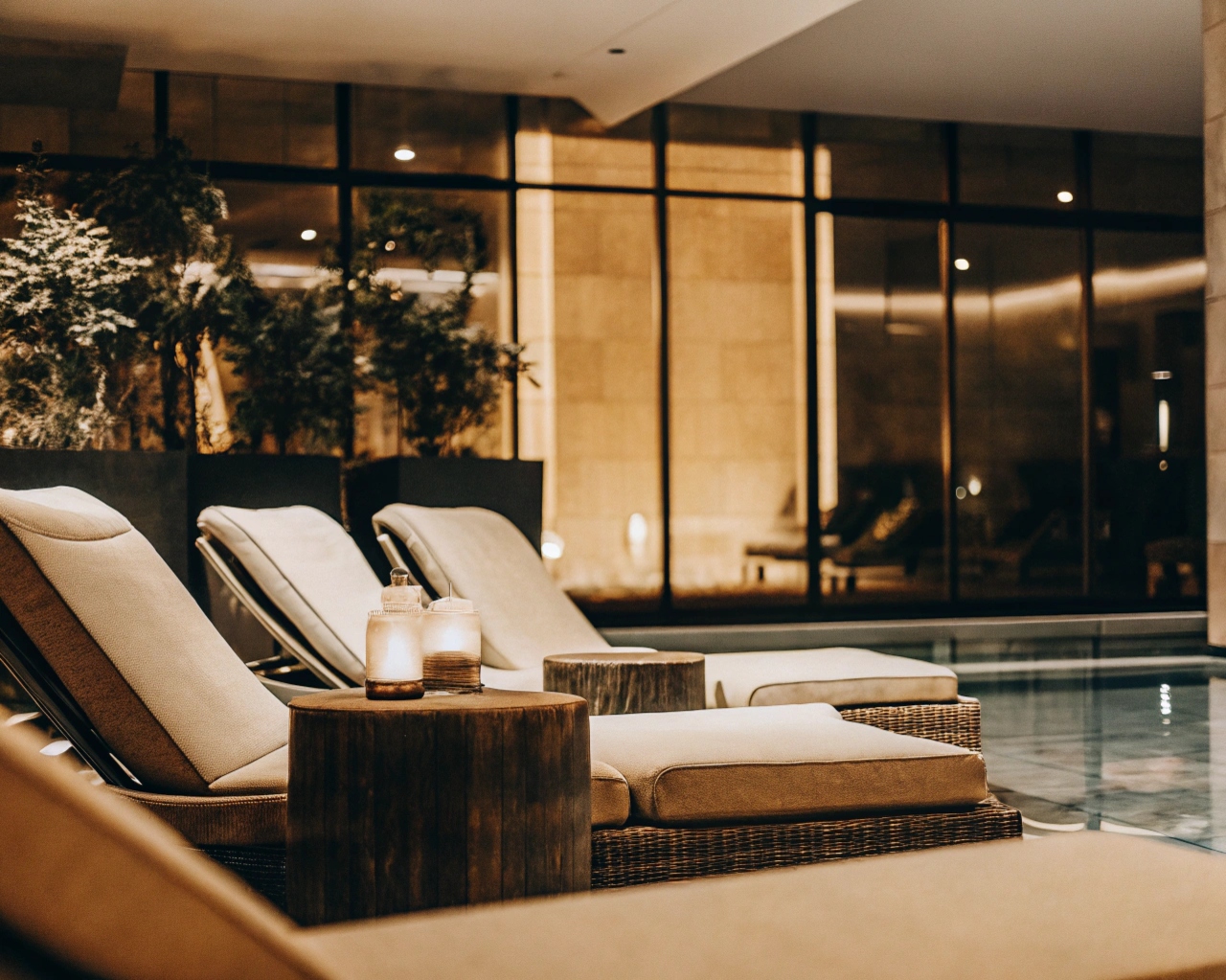 Bekväm relaxområde med moderna möbler